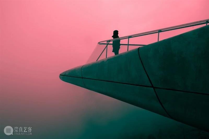 海子:天空一无所有,为何给我安慰 ArtBanana 崇真艺客